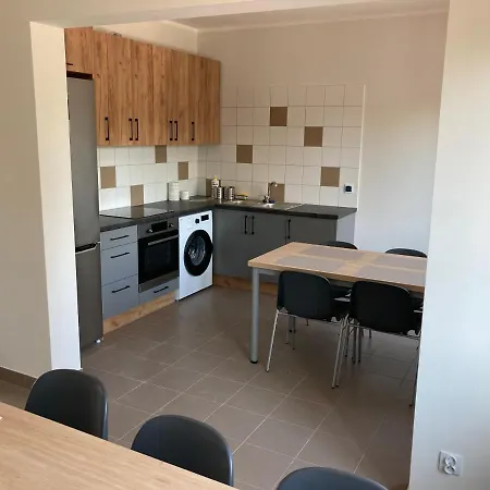 Przy Stadionie ヤヴォジュノ